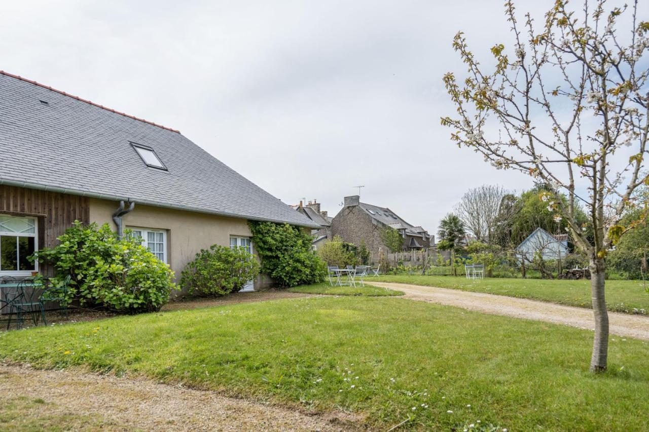 Gite Le Bisquin Cancale Exterior foto